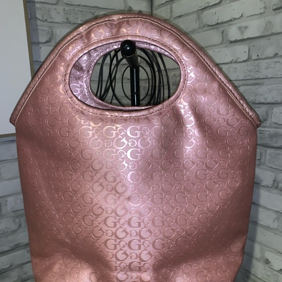COPY - Guess Pink Lunch Bag - Picture 4 of 5